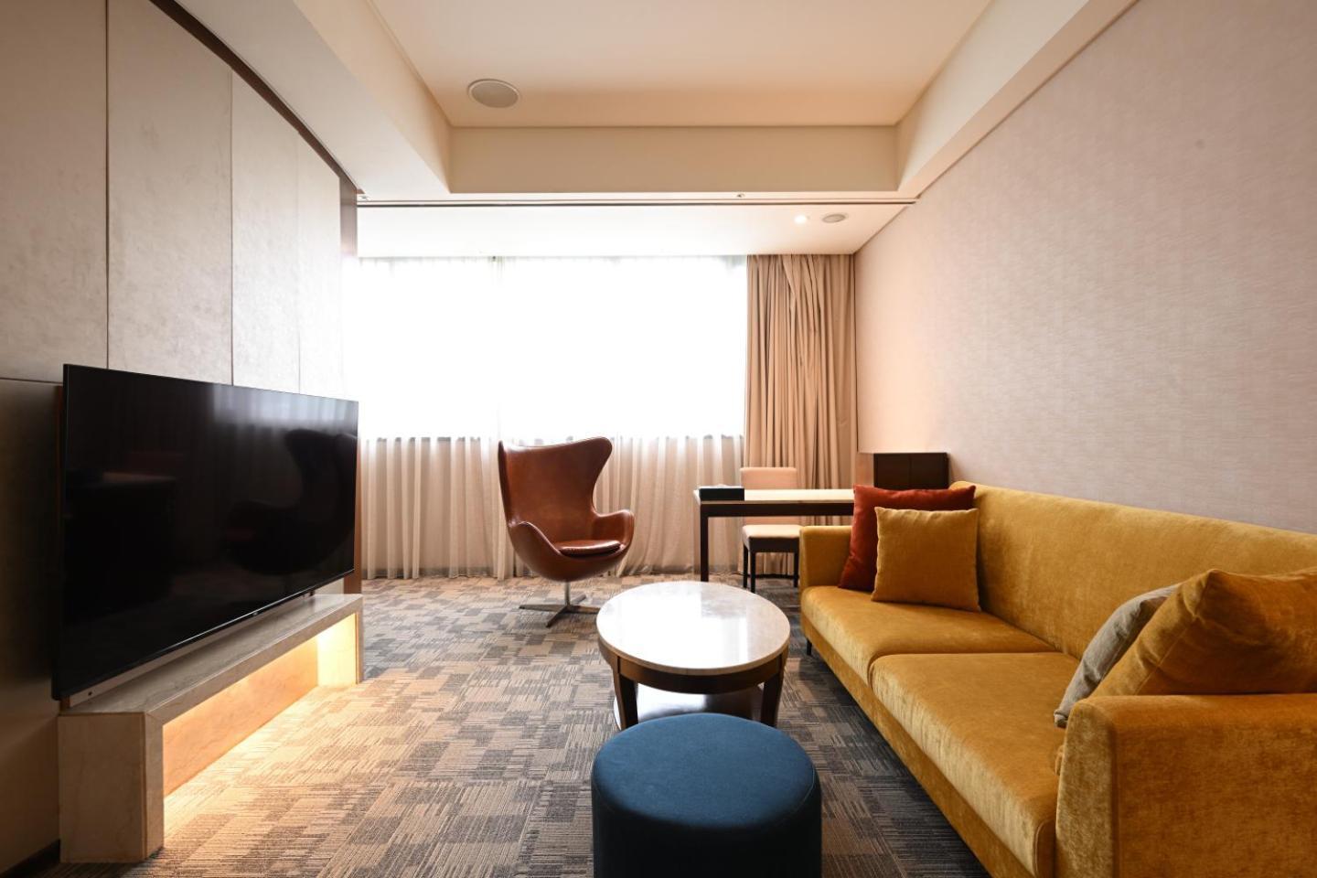 Via Hotel Breeze Tajpej Kültér fotó