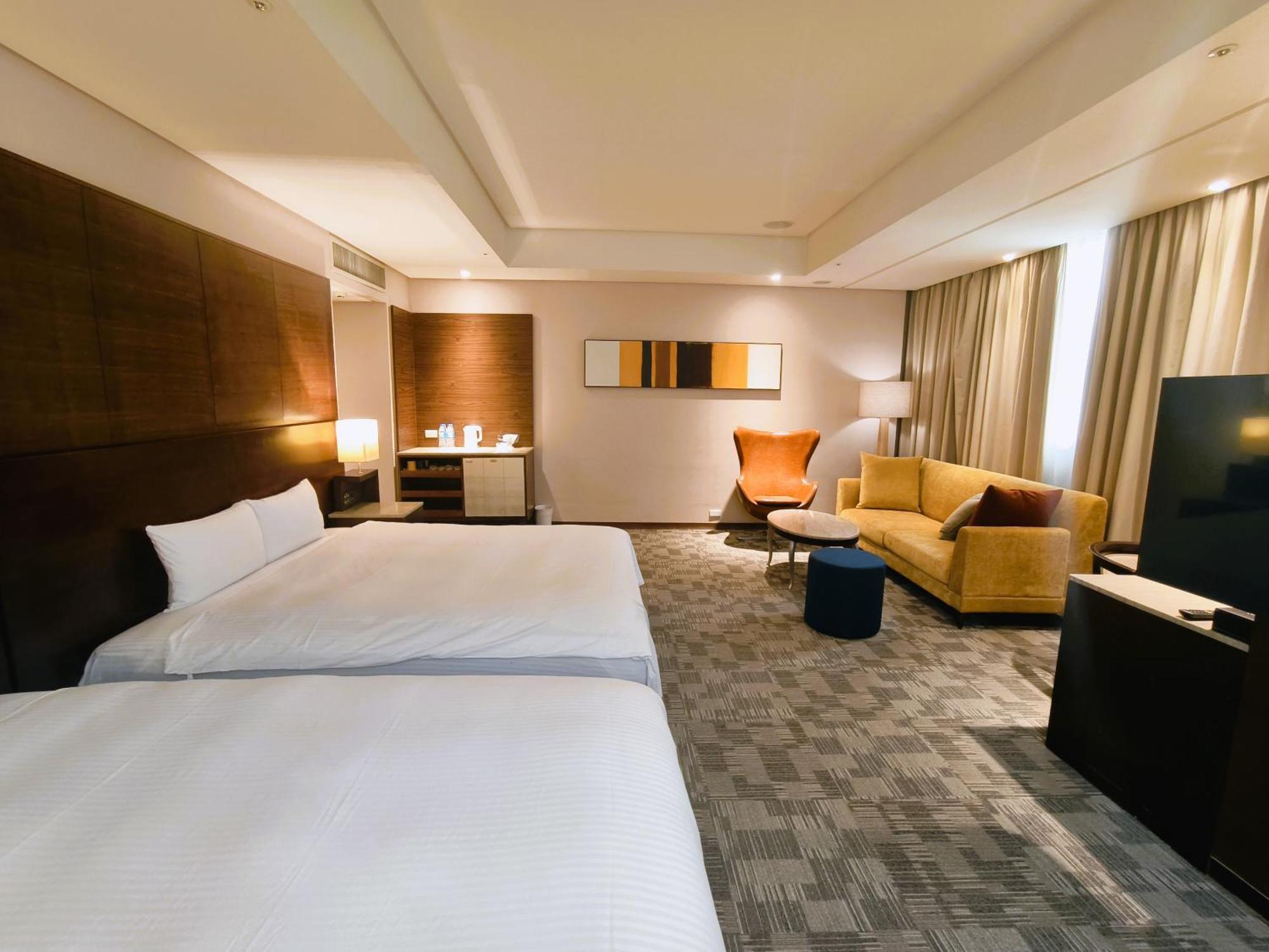 Via Hotel Breeze Tajpej Kültér fotó
